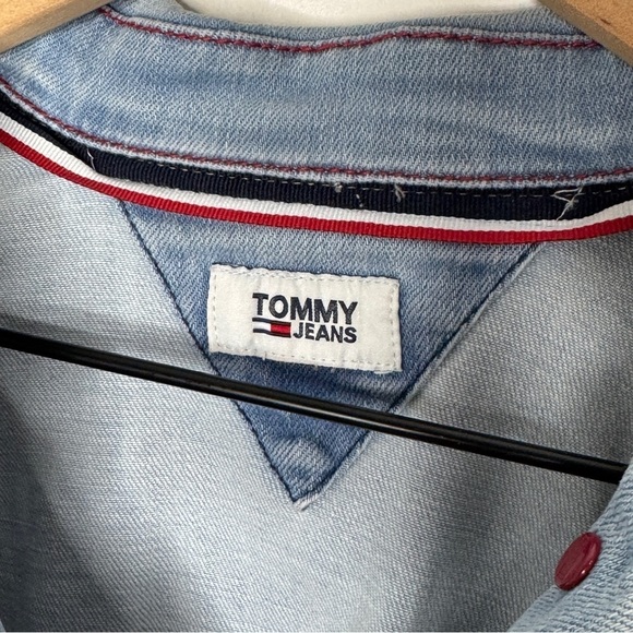 Tommy Jeans Logo Cropped Denim Jacket Raw Hem M - Picture 4 of 5